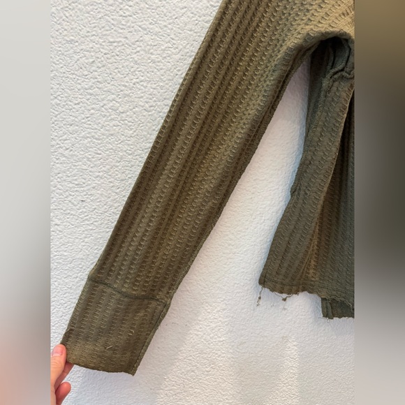 We The Free Wildcat Cowl Neck Waffle Knit
Thermal Pullover - Picture 3 of 16